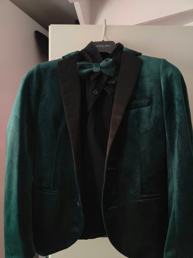 Velvet colbert jasje met overhemd en bijpassende strik., Ophalen of Verzenden, Zo goed als nieuw, Setje, Jongen