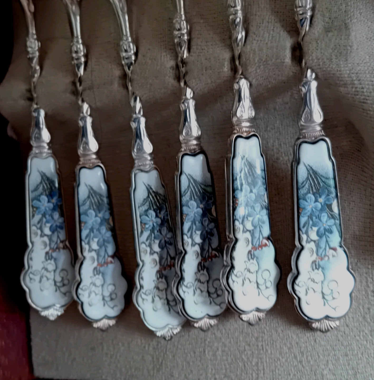 Verzilverde vorkjes met emaille handvatten, Ophalen of Verzenden