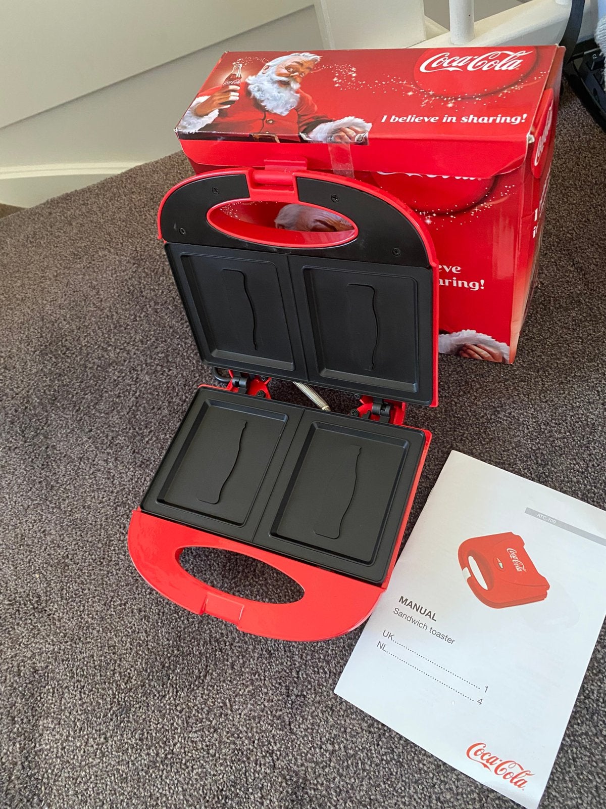 Coca cola nieuw tosti ijzer in orginele doos., Huis en Inrichting, Keuken | Keukenbenodigdheden, Overige typen, Nieuw, Ophalen of Verzenden