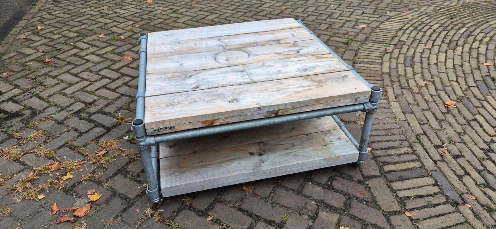 Industriële salontafel Jorg van steigerhout, Ophalen, Zo goed als nieuw