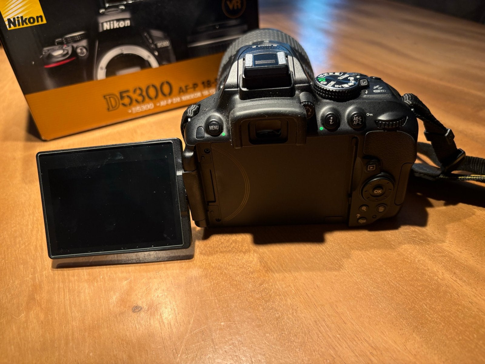 Nikon D5300 spiegelreflexcamera met 18-300mm lens, Ophalen, Spiegelreflex, Zo goed als nieuw, Nikon