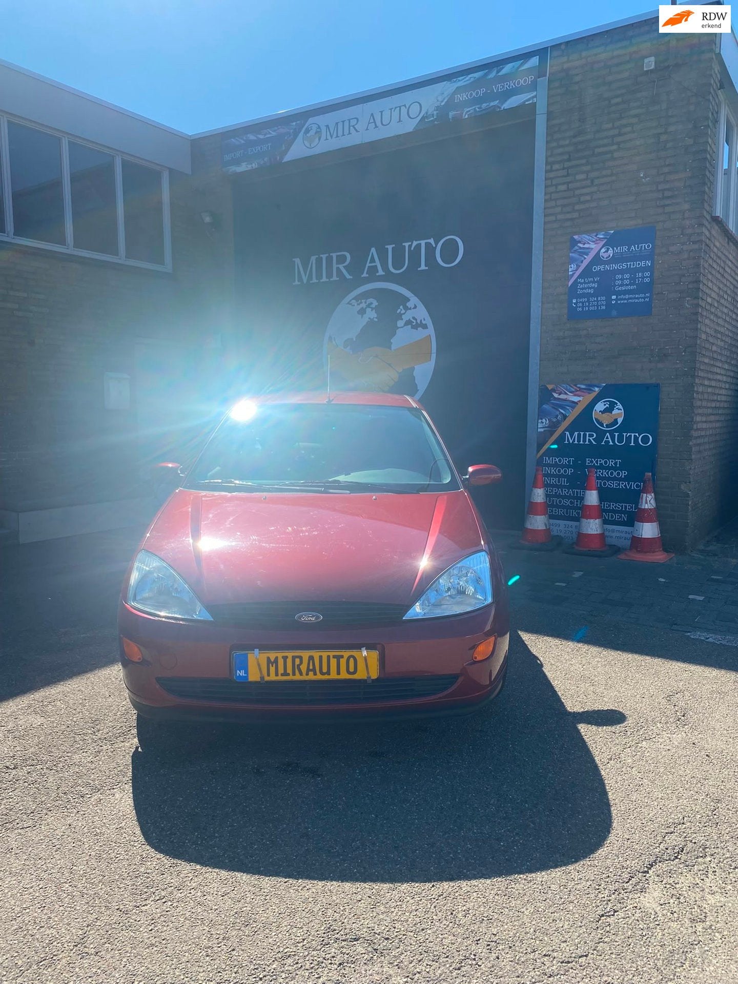 Ford Focus 1.6-16V Ambiente, 1596 cc, 101 pk, Gebruikt, 1052 kg