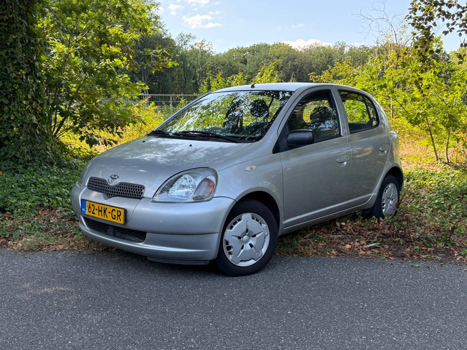 Toyota Yaris 1.3 16V 5DR APK tot 08-2027, Auto's, Toyota, Voorwielaandrijving, 1299 cc, Stof, 31 €/maand