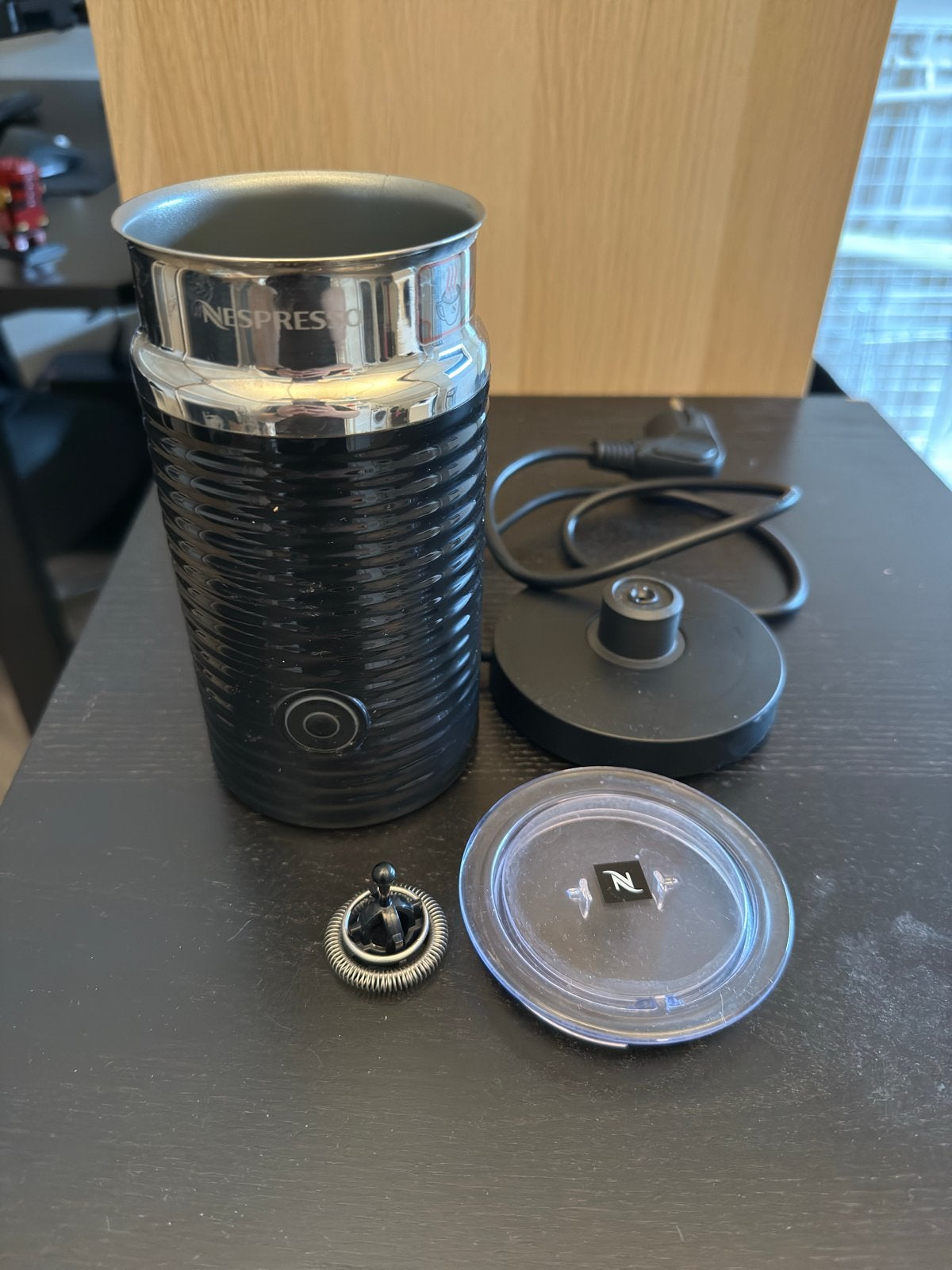 Nespresso Aeroccino 3 Melkopschuimer, Witgoed en Apparatuur, Melkopschuimers, Ophalen of Verzenden, Zo goed als nieuw, Elektrische melkopschuimer