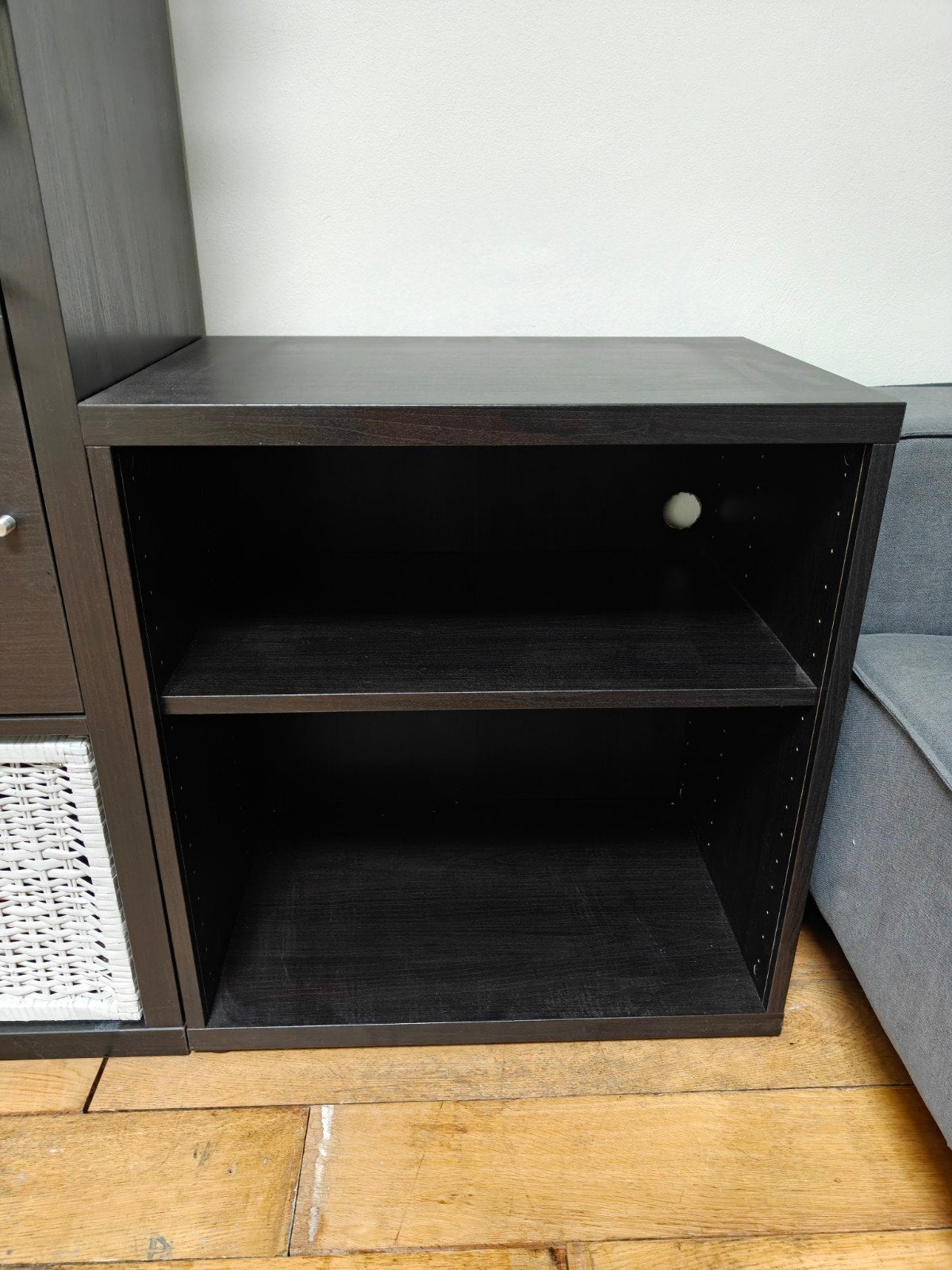 Platenspeler kast - Ikea Besta basis element + plank, Ophalen, Zo goed als nieuw