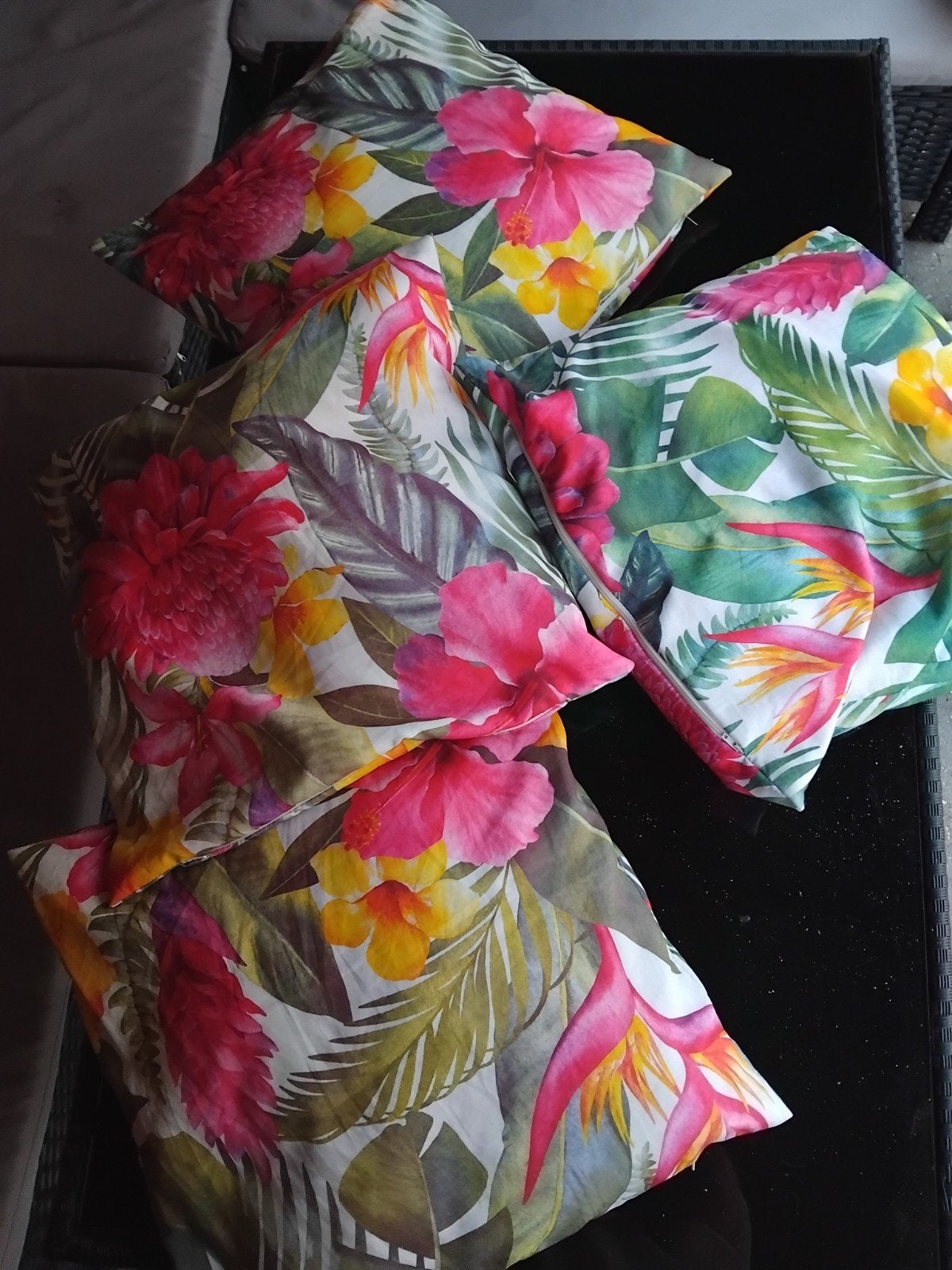 Set van 4 tropische sierkussens met bloemenprint, Ophalen, Meerkleurig, Vierkant, Zo goed als nieuw