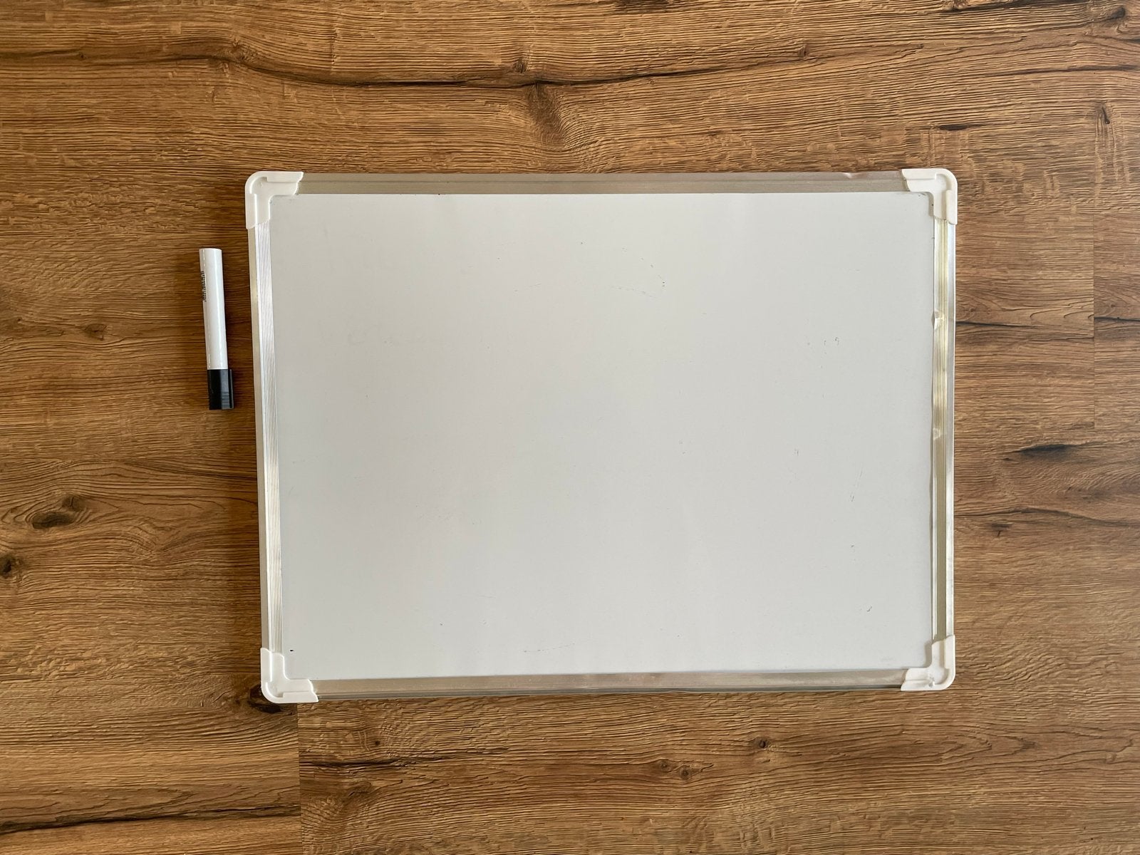 Handig Whiteboard (inclusief marker) – Bureau / Wand, Ophalen of Verzenden, Gebruikt