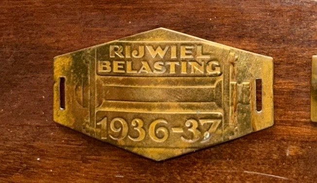 Rijwiel belastingplaatje 1936-37, Ophalen, Gebruikt, Overige materialen, Overige typen