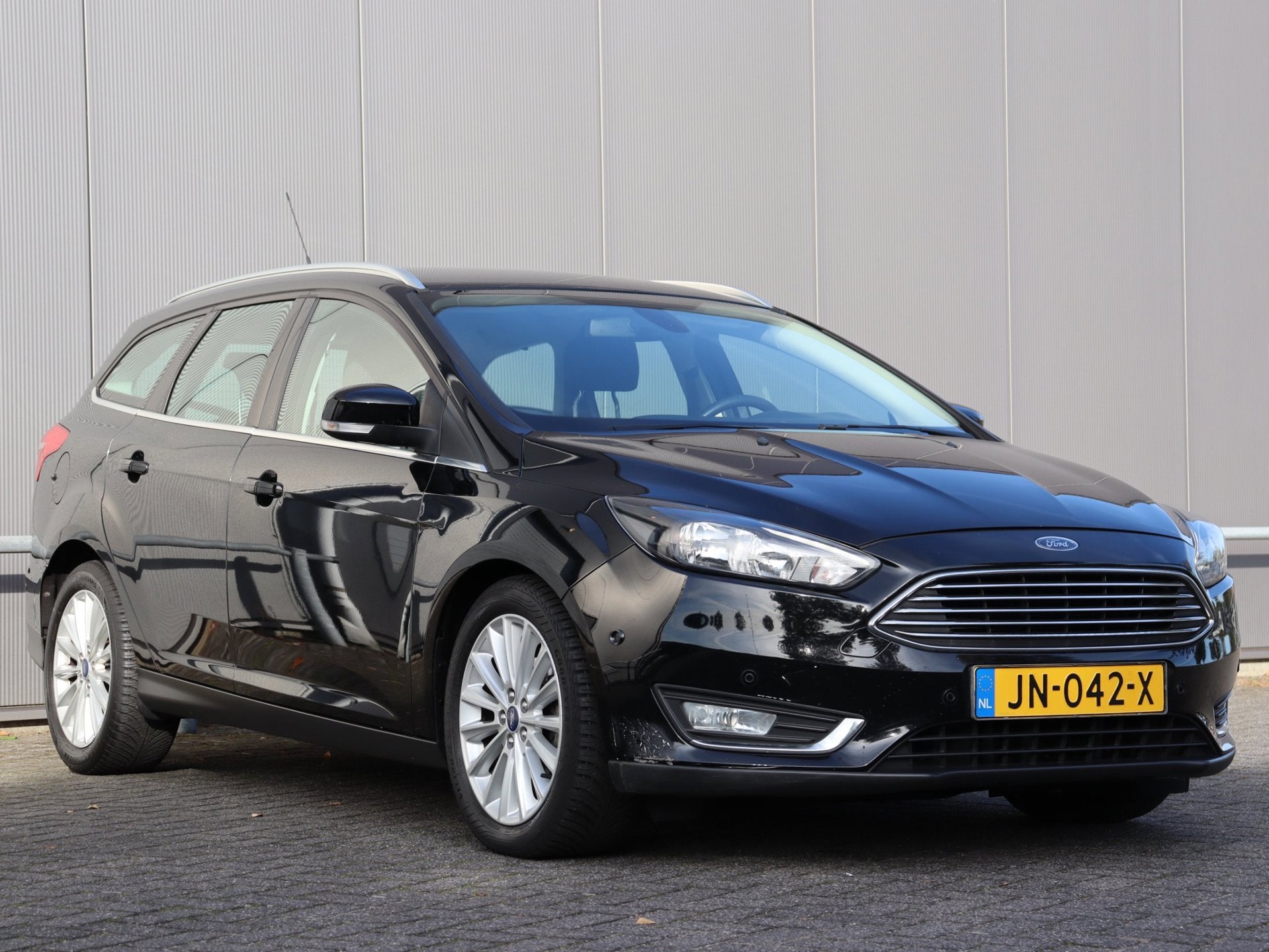 Foto 5 van Ford Focus Wagon 1.5 TDCI Titanium navi LM 4-deurs org NL