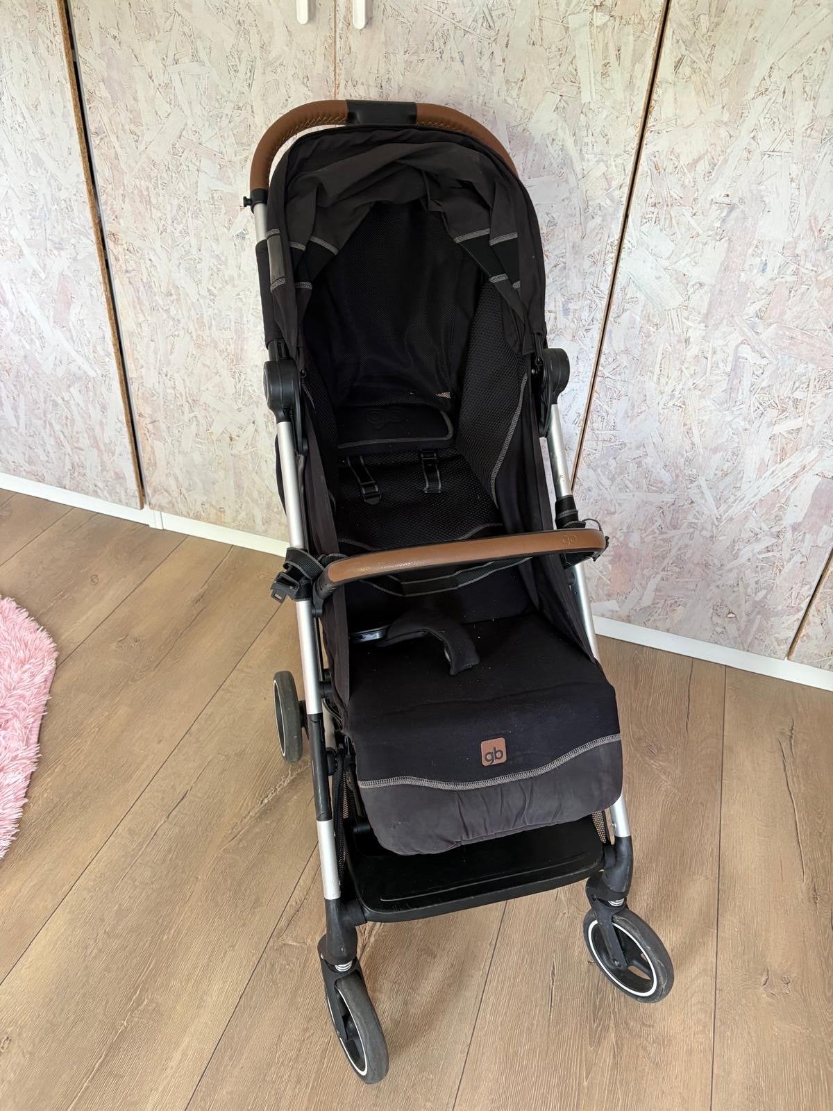 GB buggy. Compact en lichtgewicht., Kinderen en Baby's, Buggy's, Ophalen, Gebruikt, Overige merken, Verstelbare rugleuning