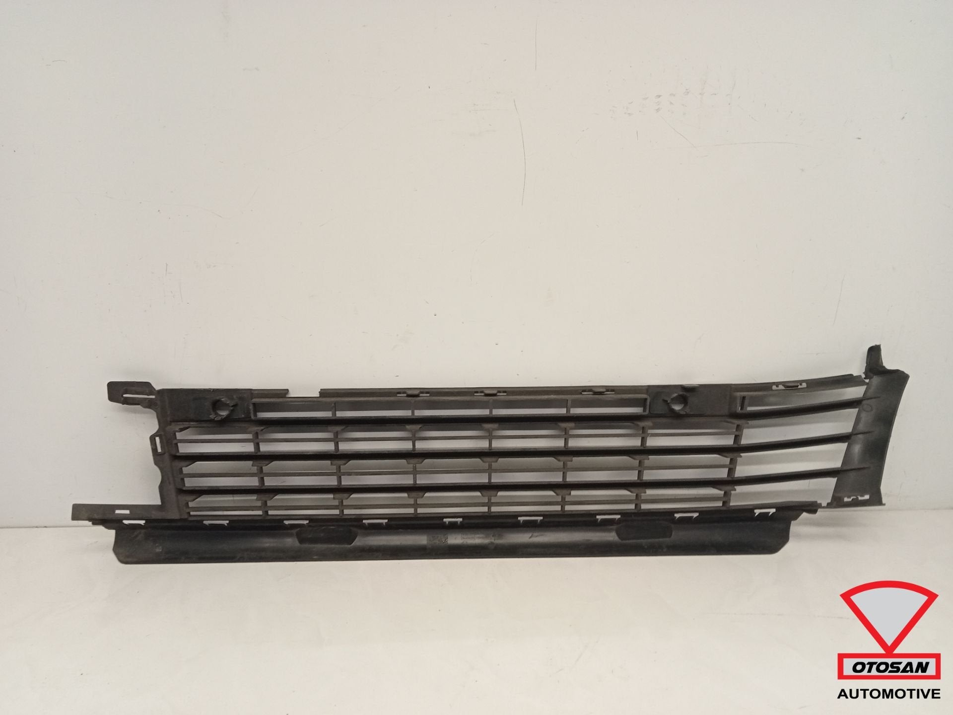 Peugeot Expert 2016+ Bumper Grille Rooster, Taurusavenue 1
2132 LS  Hoofddorp, NL, Gebruikt, Contact.group@renault.com, Stellantis N.V.