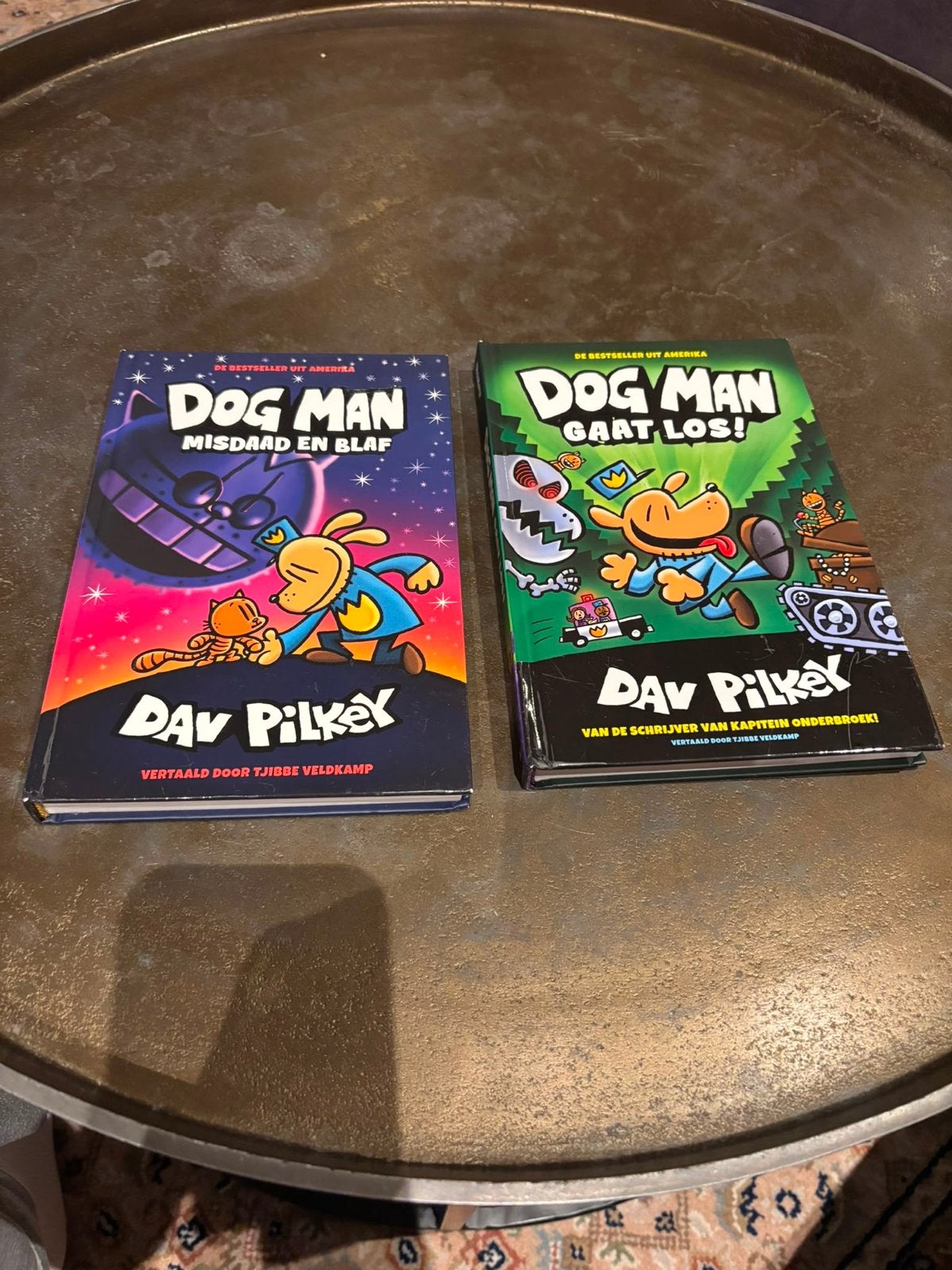 2 Dog Man boeken: Misdaad en Blaff & Gaat Los!, Ophalen of Verzenden, Gelezen, Fictie algemeen