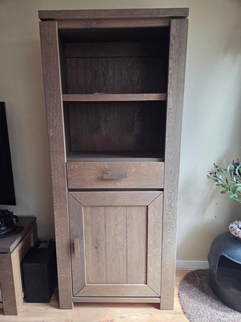 Massief houten kast bruin MOET WEG, Huis en Inrichting, Ophalen, Met deur(en), 200 cm of meer, 50 tot 100 cm