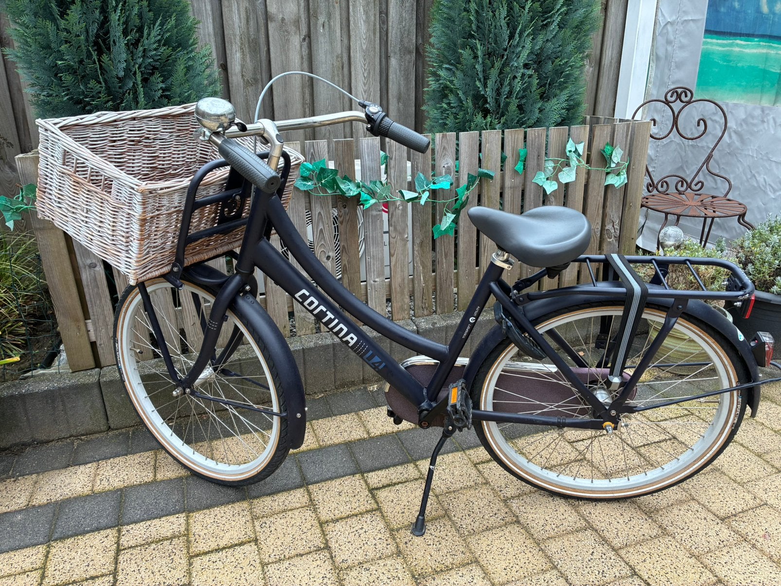 Cortina U4 24 inch, Ophalen, Terugtraprem, 24 inch, Versnellingen