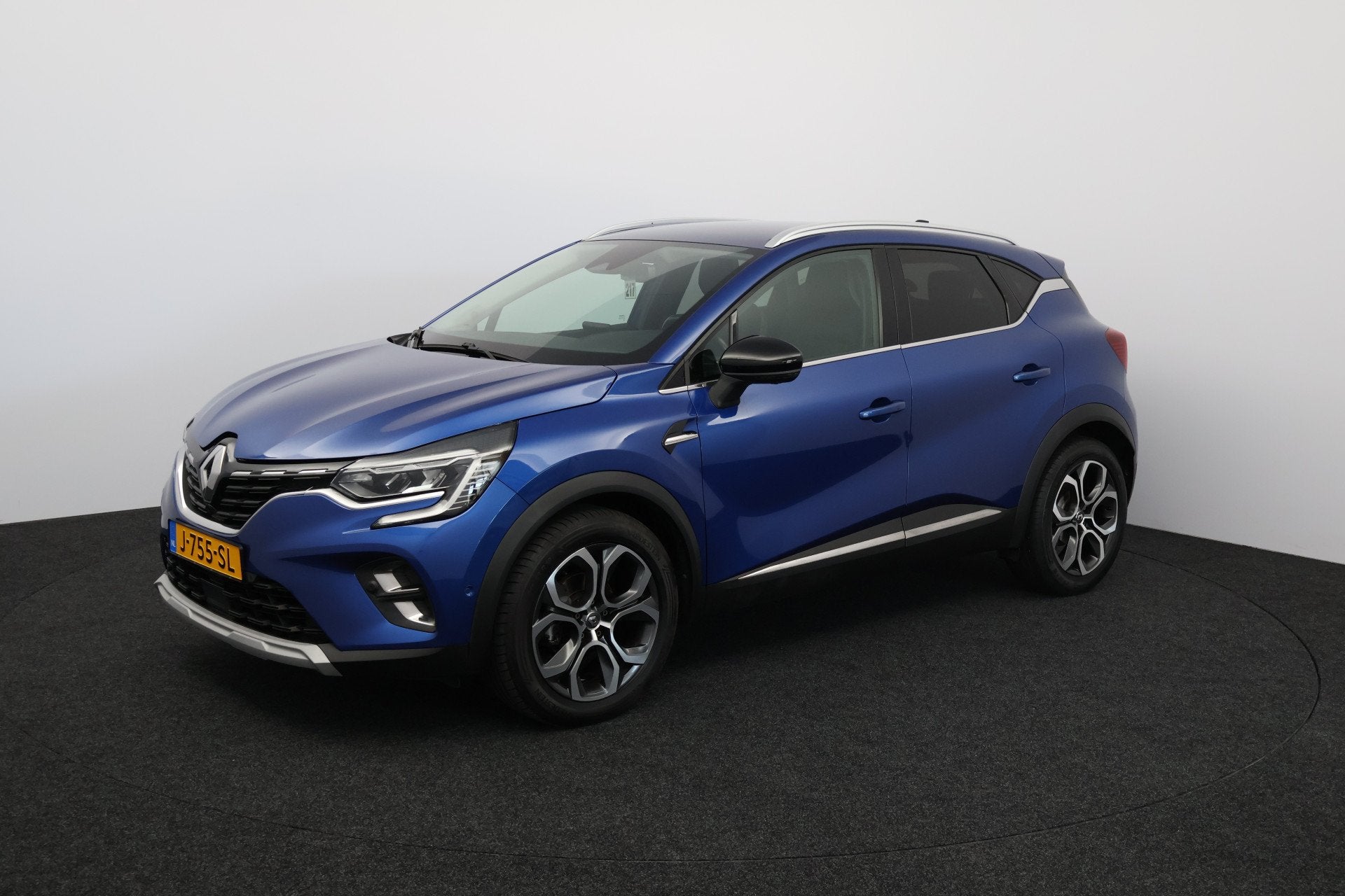 Renault Captur 1.3 TCe 130 Edition One/ LED Koplampen/ 360 C, Voorwielaandrijving, Stof, Gebruikt, 4 cilinders