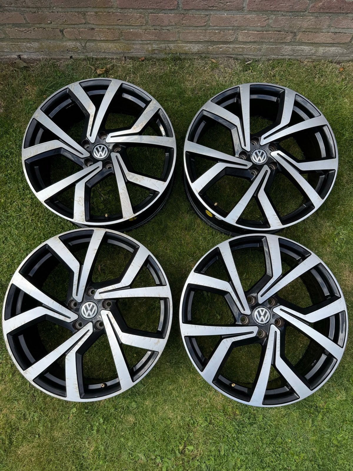 VW 19 inch Brescia look velgen, Auto-onderdelen, Banden en Velgen, Gebruikt, Velg(en), 235 mm, Zomerbanden