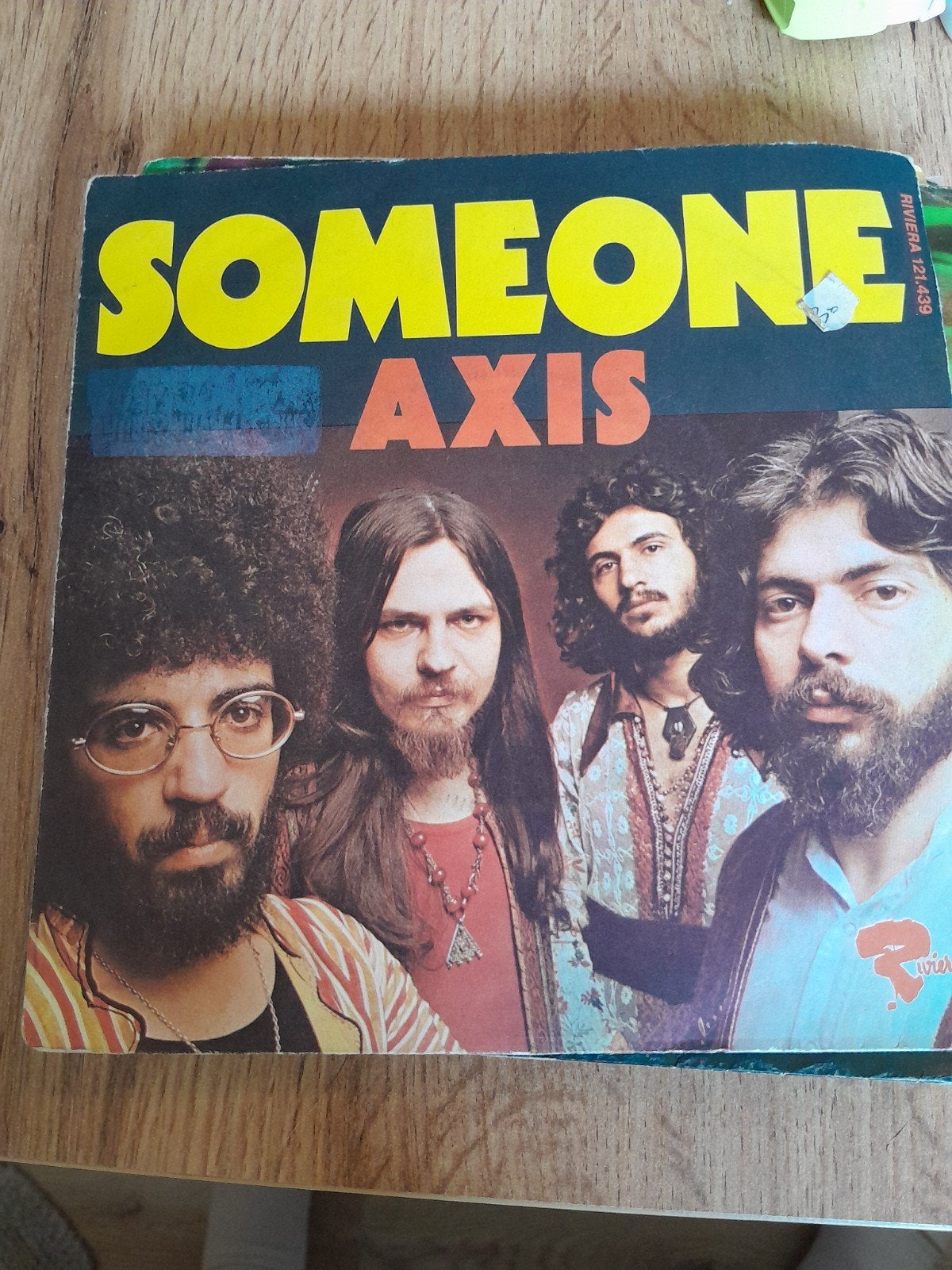 Axis 7 inch someone, Ophalen of Verzenden, Zo goed als nieuw, Pop