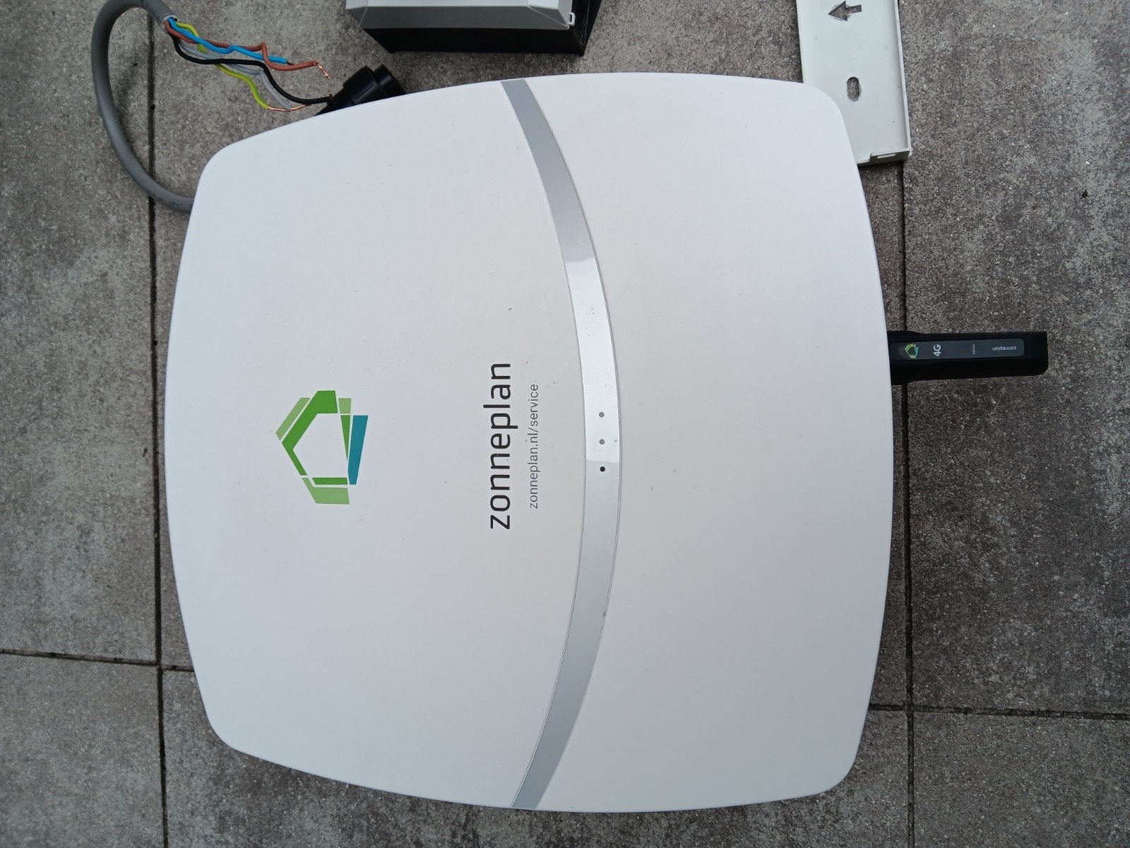 Zonneplan ONE omvormer (6,6 kW) compleet incl. 4G-module, Ea, Ophalen, Zo goed als nieuw