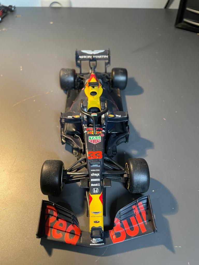 RedBull Max Verstappen F1 auto, Hobby en Vrije tijd, Modelauto's | 1:24, Ophalen of Verzenden, Zo goed als nieuw, Auto, Bburago