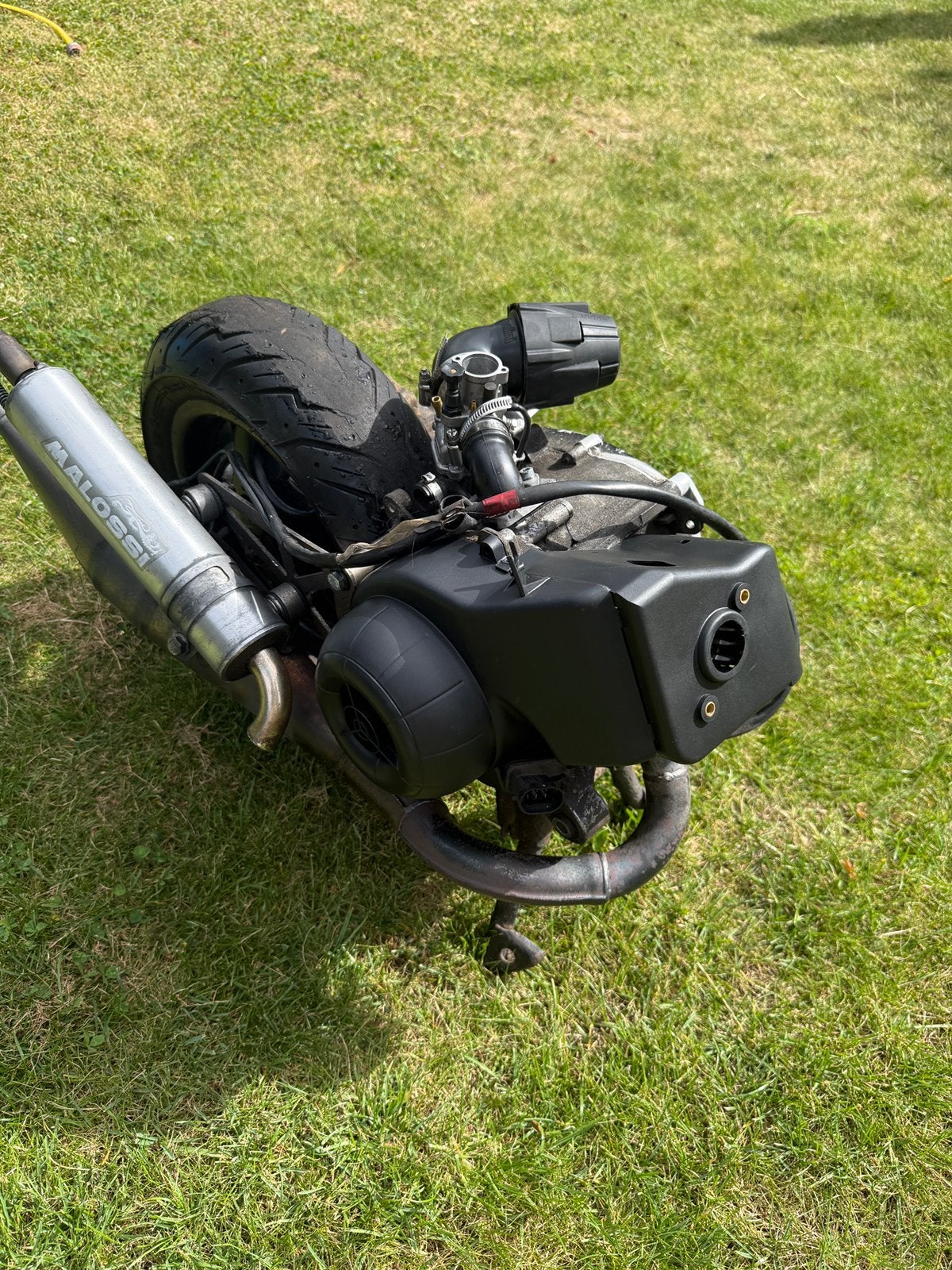 Piaggio 2T 70cc Malossi Sport blok + complete setup, Fietsen en Brommers, Brommeronderdelen | Algemeen, Ophalen, Gebruikt, Blok