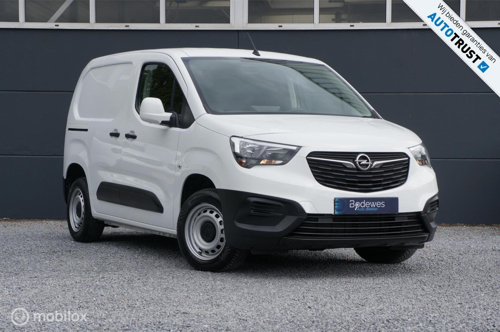 Opel Combo 1.5D L1H1 Edition Airco Cruise Apple/Android Navi, Voorwielaandrijving, Stof, Gebruikt, 4 cilinders
