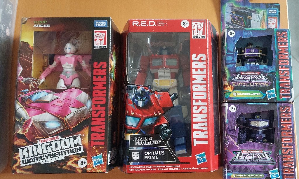 Opruiming transformers lot 3 stuks sealed, Verzamelen, Overige generaties, Ophalen of Verzenden, Nieuw