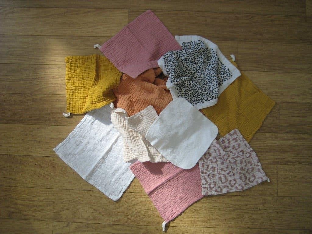 7 hydrofiele spuugdoekjes, 1 hydrofiele doek + 2 x badstof, Ophalen of Verzenden, Gebruikt, Overige typen, Hema
