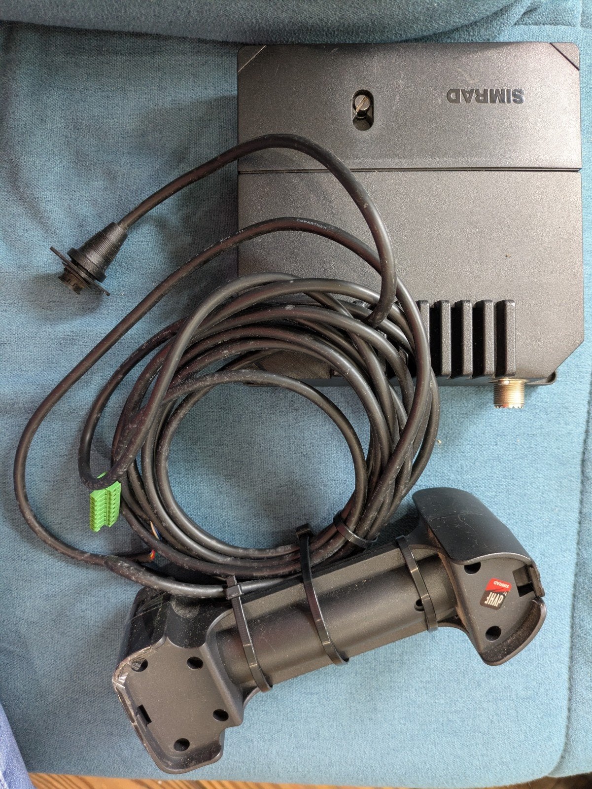 Simrad RS80B Marifoon voor 12V - Gebruikt, Watersport en Boten, Ophalen of Verzenden, Gebruikt, Communicatie