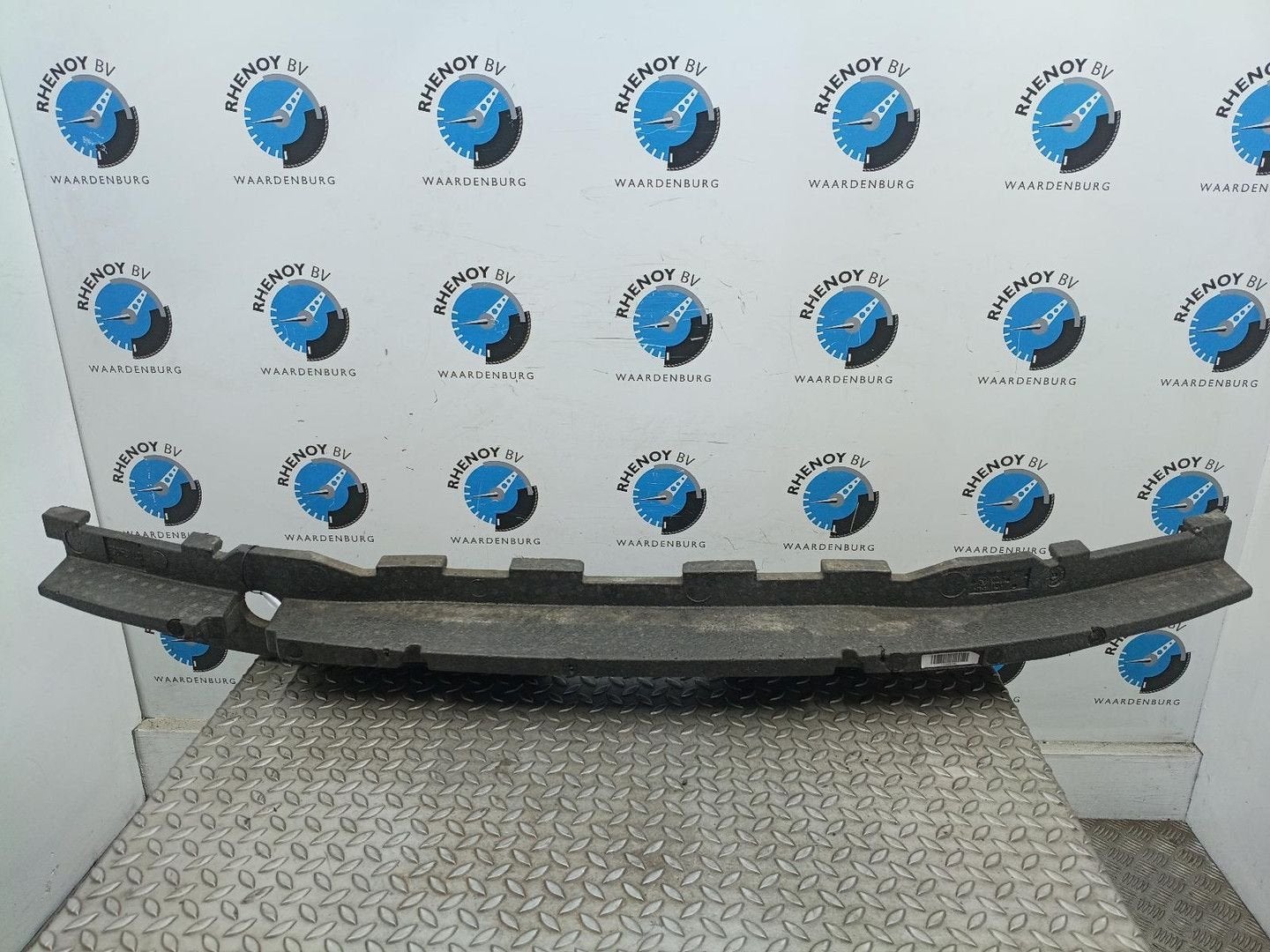 BMW 3 SERIES F31LCI 318D Corp L. Exec VOORBUMPER BALK 2017, Gebruikt, Voor, Ophalen of Verzenden, Bumper