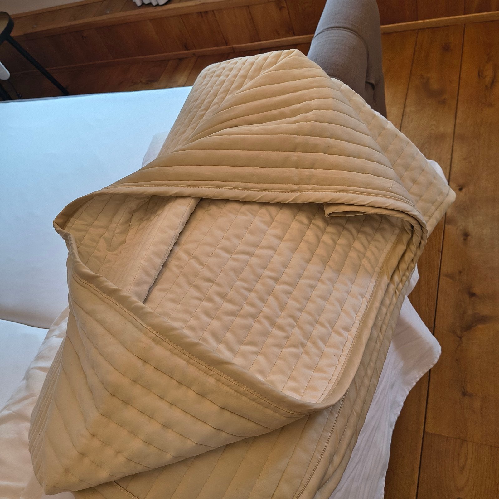 Mooie crèmekleurige sprei, zo goed als nieuw, Overige merken, Beige, Zo goed als nieuw, Sprei