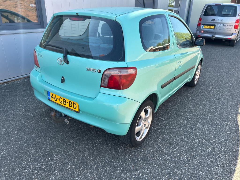 Toyota Yaris €1850,-1.3-16V VVT-i Sol Nap pas 100.350 Kms, Auto's, Voorwielaandrijving, 1299 cc, Gebruikt, 31 €/maand
