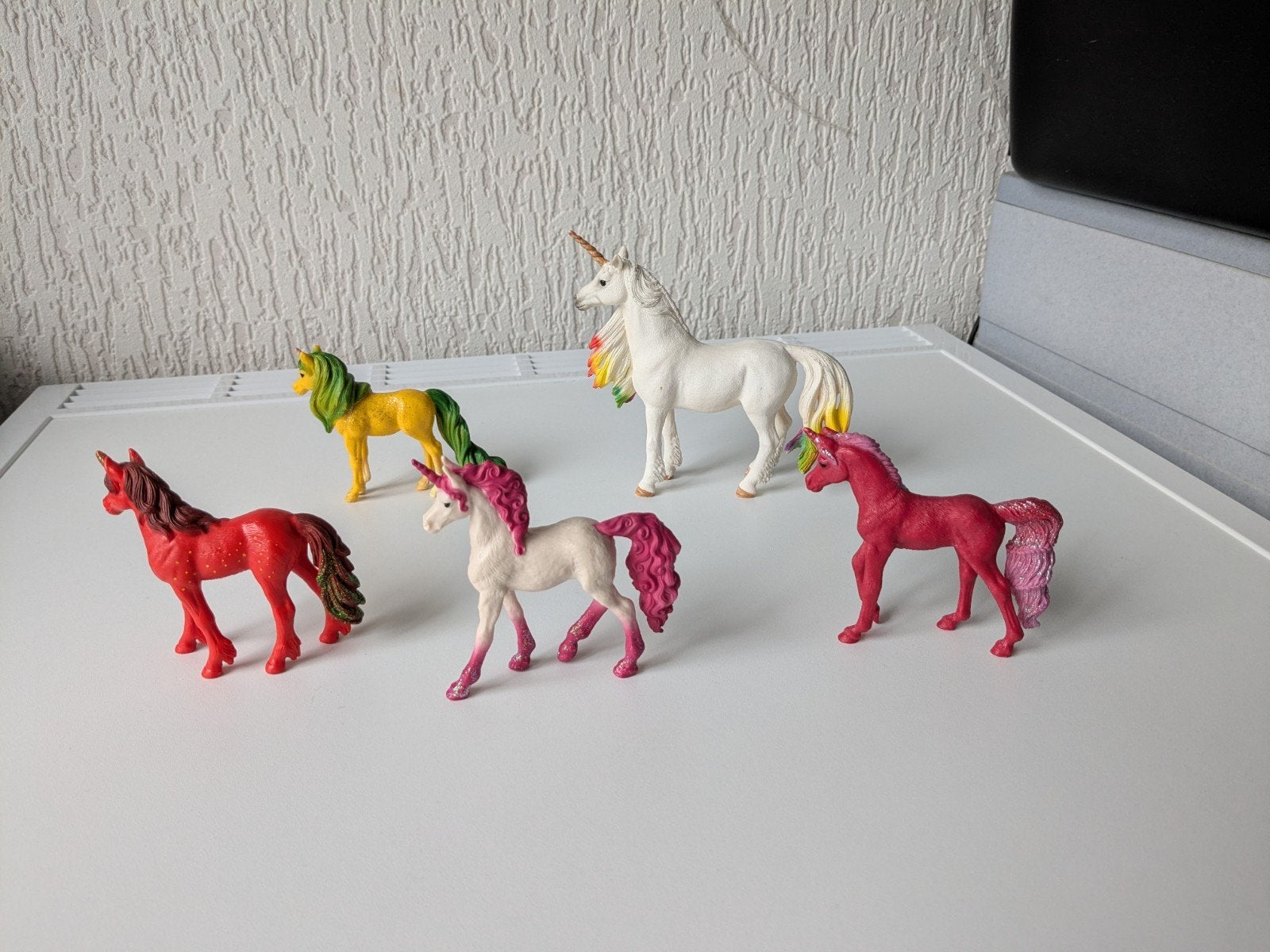 Vijf Schleich Bayala Eenhoorns, Ophalen of Verzenden, Zo goed als nieuw, Paard, Beeldje of Figuurtje