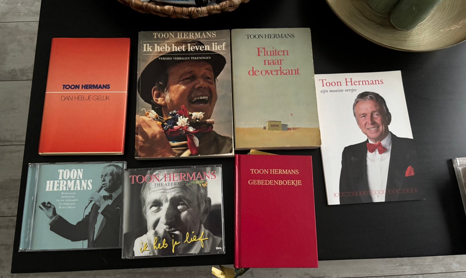 Diversen boeken en 2 CD’s van Toon Hermans, Ophalen of Verzenden, Zo goed als nieuw