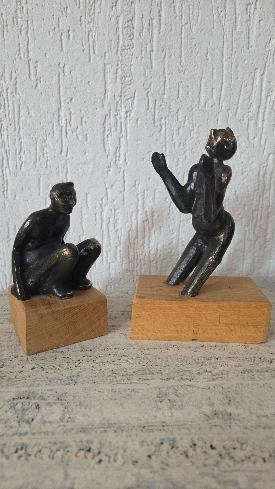 Set van 2 beeldjes (Corry Ammerlaan / Artihove), Ophalen of Verzenden, Gebruikt, Mens