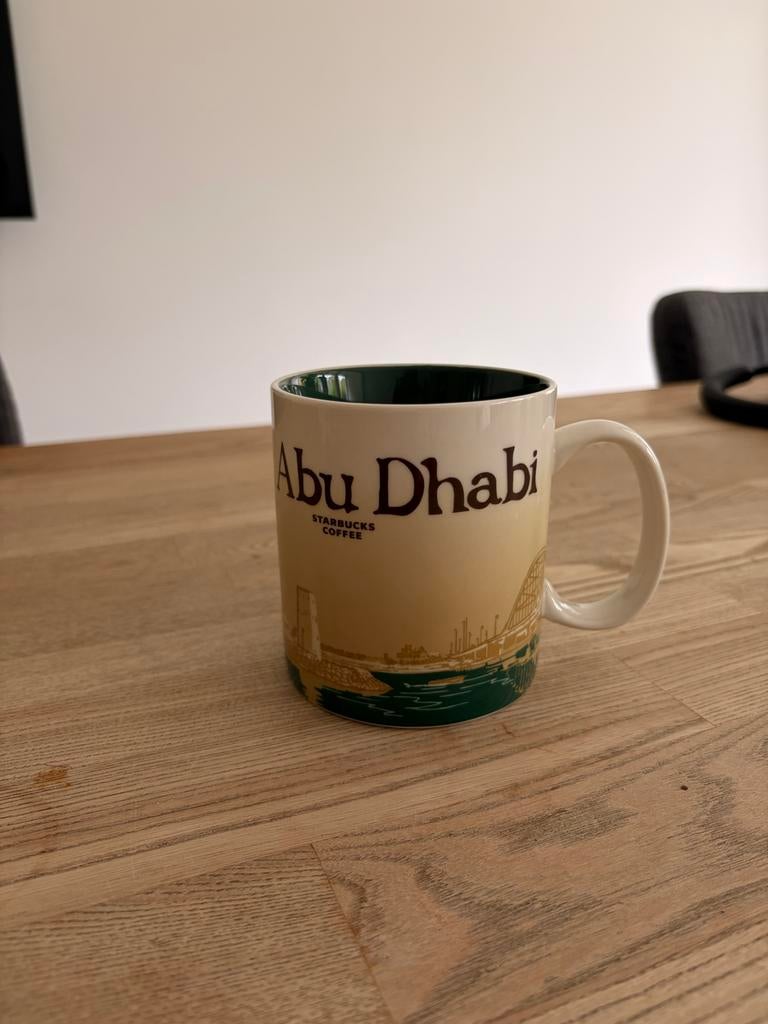Starbucks Abu Dhabi Icon Mok, Overige typen, Ophalen of Verzenden, Zo goed als nieuw, Steen/keramiek