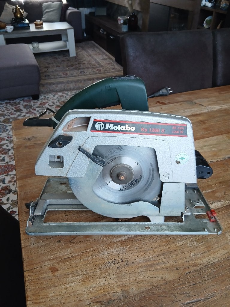 Handcirkelzaag Metabo Ks 1266 S, Doe-het-zelf en Verbouw, Gereedschap | Zaagmachines, Gebruikt, Cirkelzaag, 1200 watt of meer
