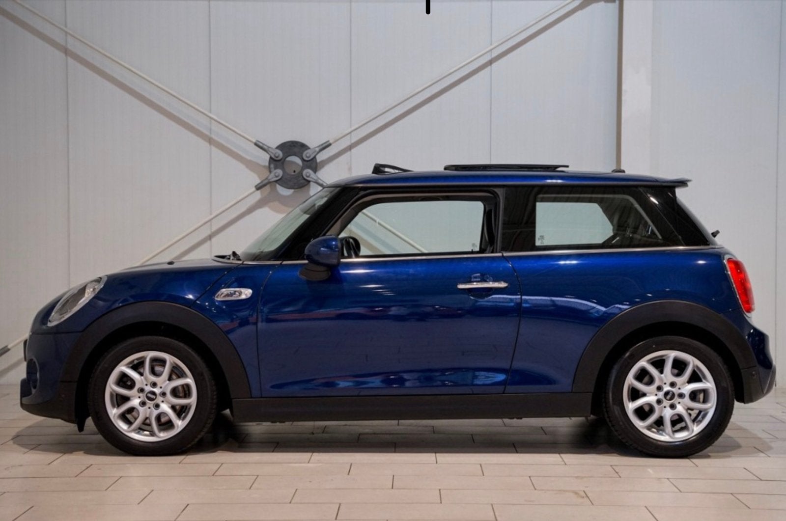 Foto 15 van Mini Cooper S (f56) 2.0 192pk 2015  (koppeling te vervangen)