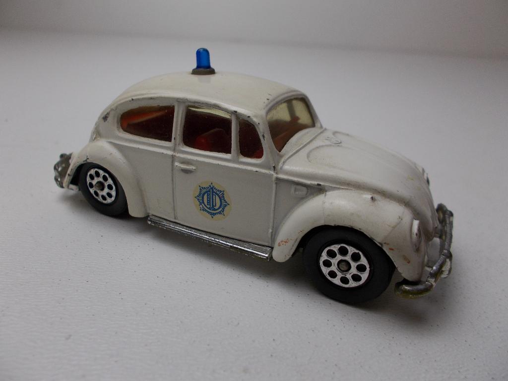 1970 Corgi Toys 373 VOLKSWAGEN 1200 SALOON (DUTCH EXPORT!), Hobby en Vrije tijd, Modelauto's | 1:43, Ophalen of Verzenden, Zo goed als nieuw