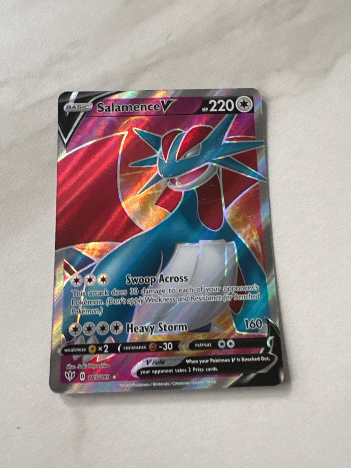 Salamence V Pokémon Kaart - Zo goed als nieuw, Ophalen of Verzenden, Zo goed als nieuw, Losse kaart