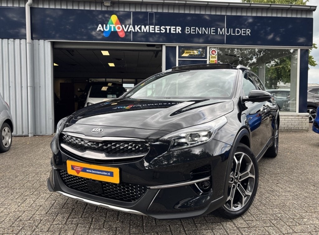 Kia Xceed 1.6 GDi PHEV ExecutiveLine SCHUIFDAK / LED / LEDER, Automaat, XCeed, Gebruikt, Zwart
