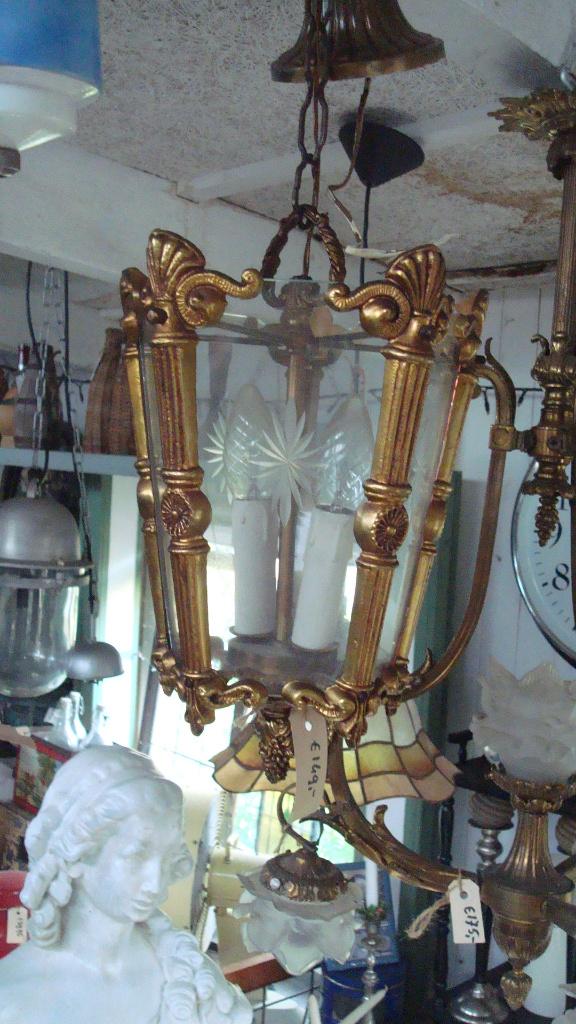 hal lantaarn brons met geslepen glas, Antiek en Kunst, Antiek | Lampen, Ophalen of Verzenden