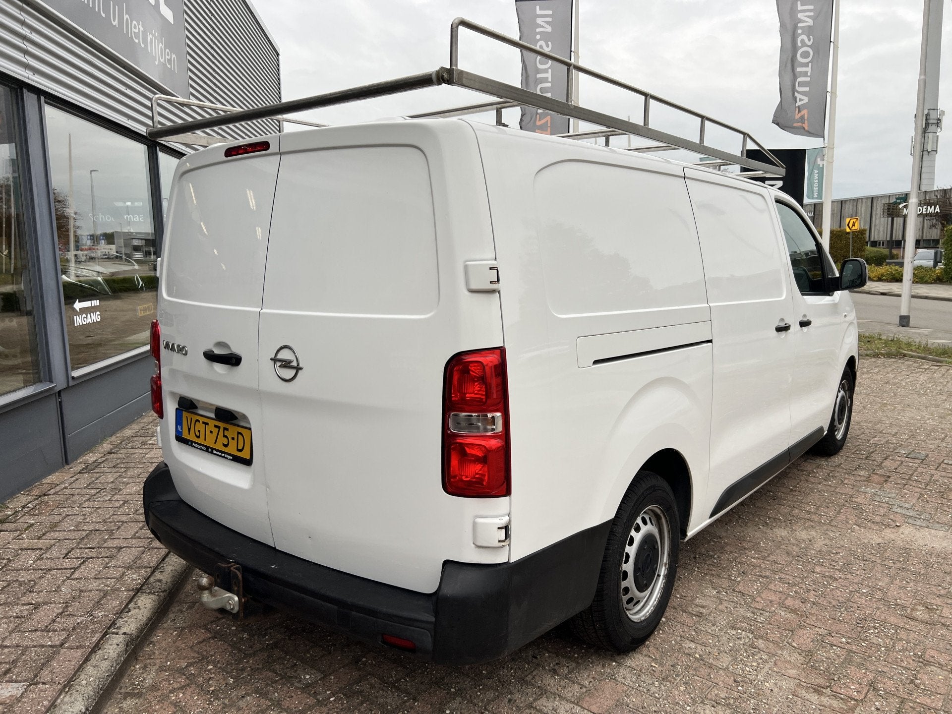 Opel Vivaro 2.0 CDTI L3H1 Imperiaal/ inbouwkast (bj 2020), Gebruikt, 4 cilinders, Origineel Nederlands, Bedrijf