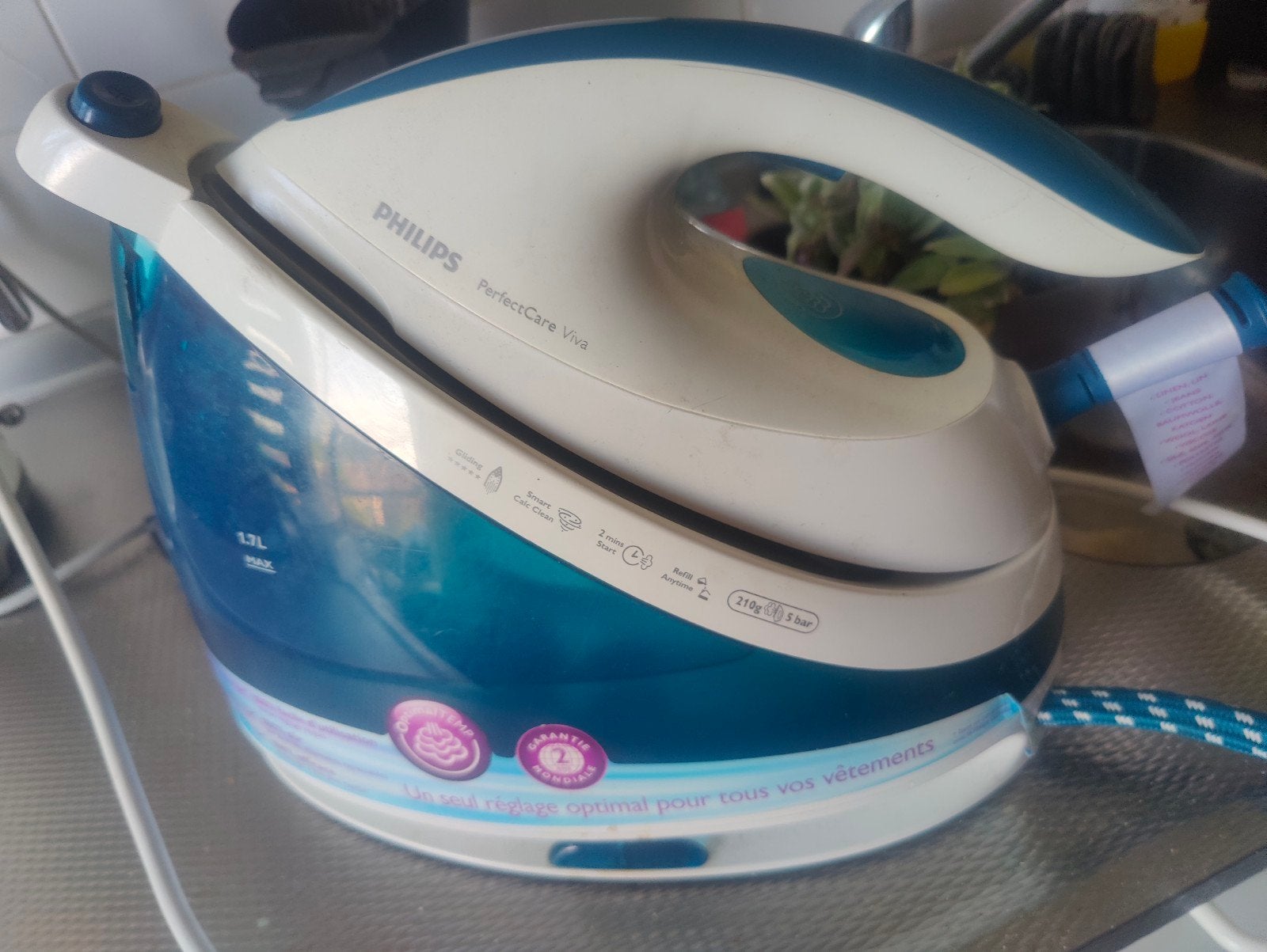 Philips PerfectCare Viva Stoomstrijkijzer GC7035/20, Ophalen, Gebruikt, Strijkijzer met snoer