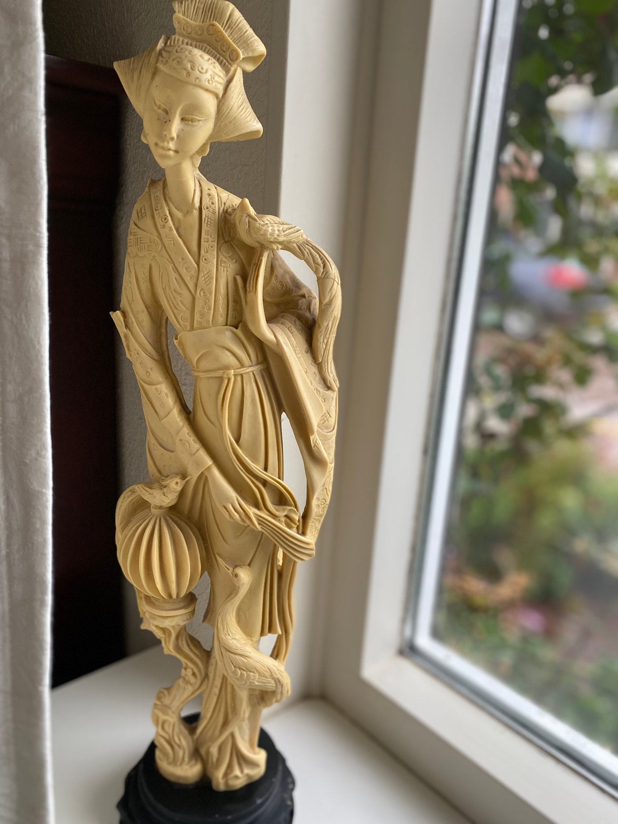 Vrouw, Verzenden