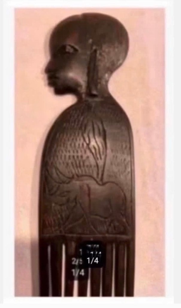 Houten Afrikaanse kam, mooi bewerkt, 23 x 6,5 cm, Ophalen of Verzenden