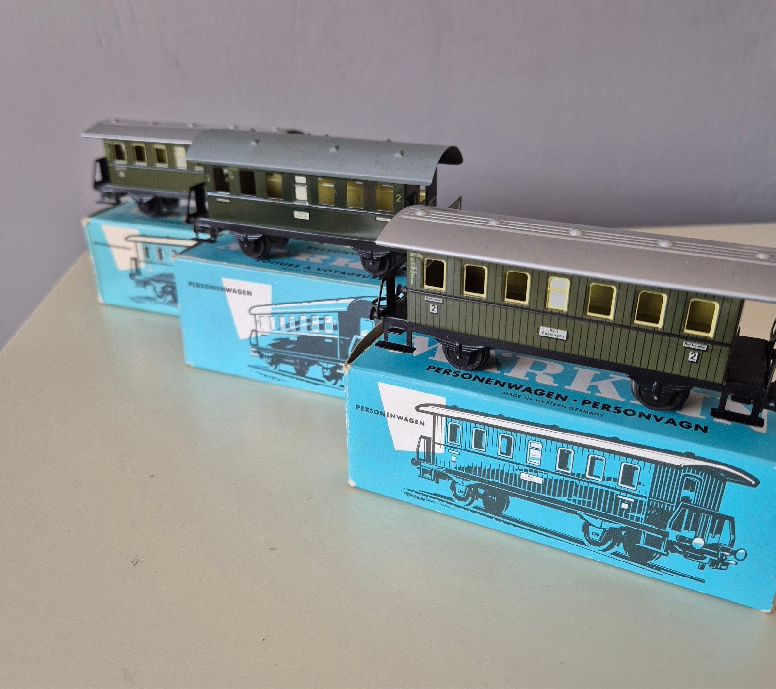 Märklin 4000 en 4040 Personenwagens (3 stuks), Ophalen, Wisselstroom, Wagon, Märklin