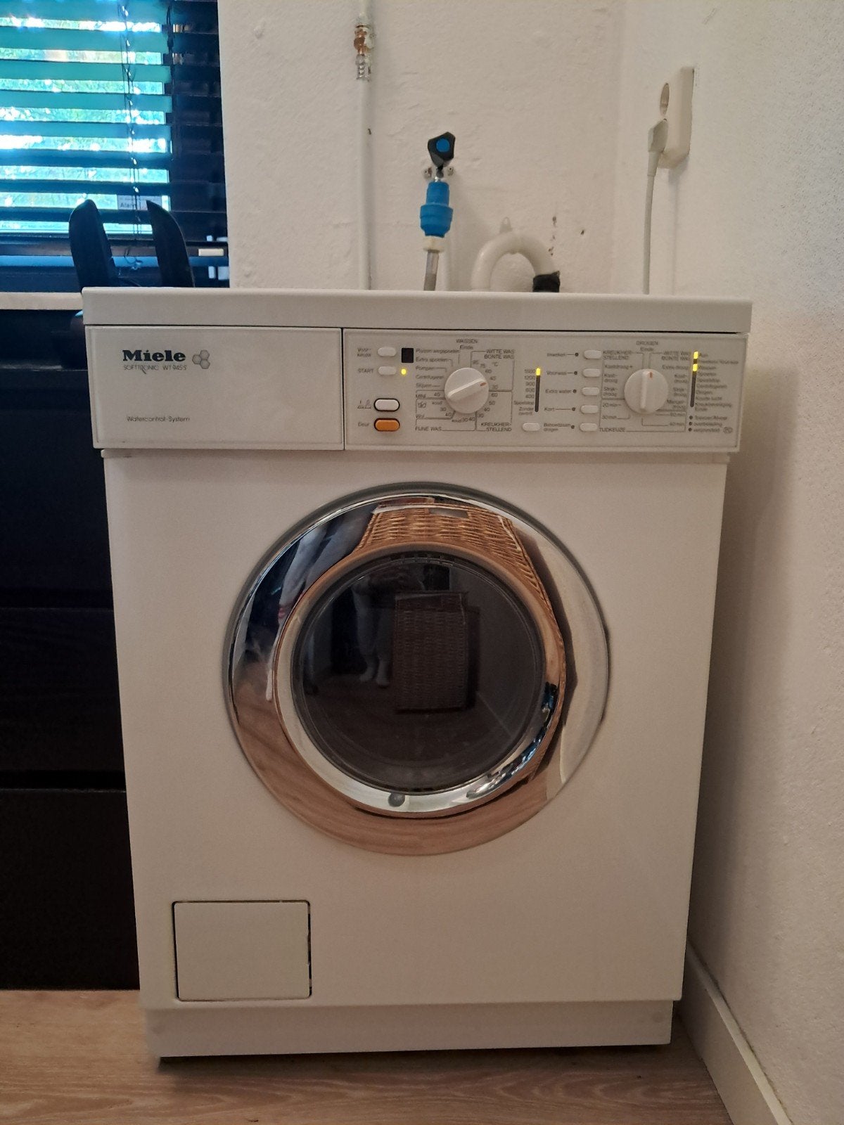 Miele Softtronic WT 945 S wasdroger, Gebruikt, 4 tot 6 kg, Ophalen of Verzenden, Voorlader