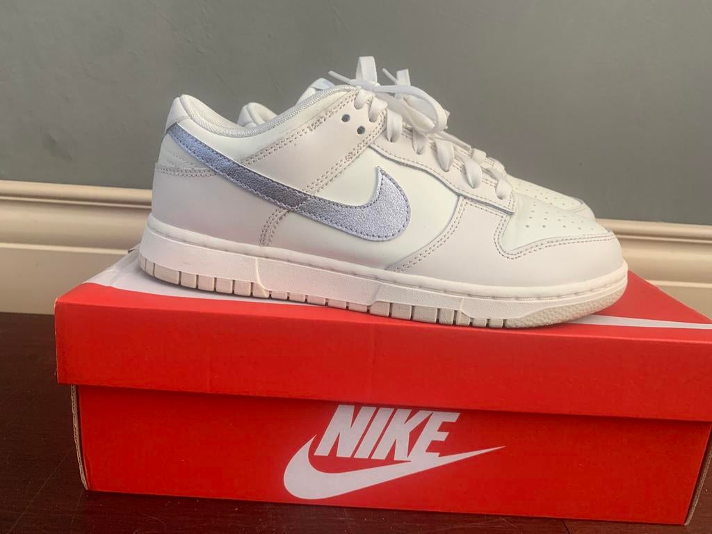 Nike dunk low Sail Oxygen Purple Phantom maat 39 als nieuw!, Ophalen of Verzenden, Zo goed als nieuw, Overige kleuren, Sneakers of Gympen