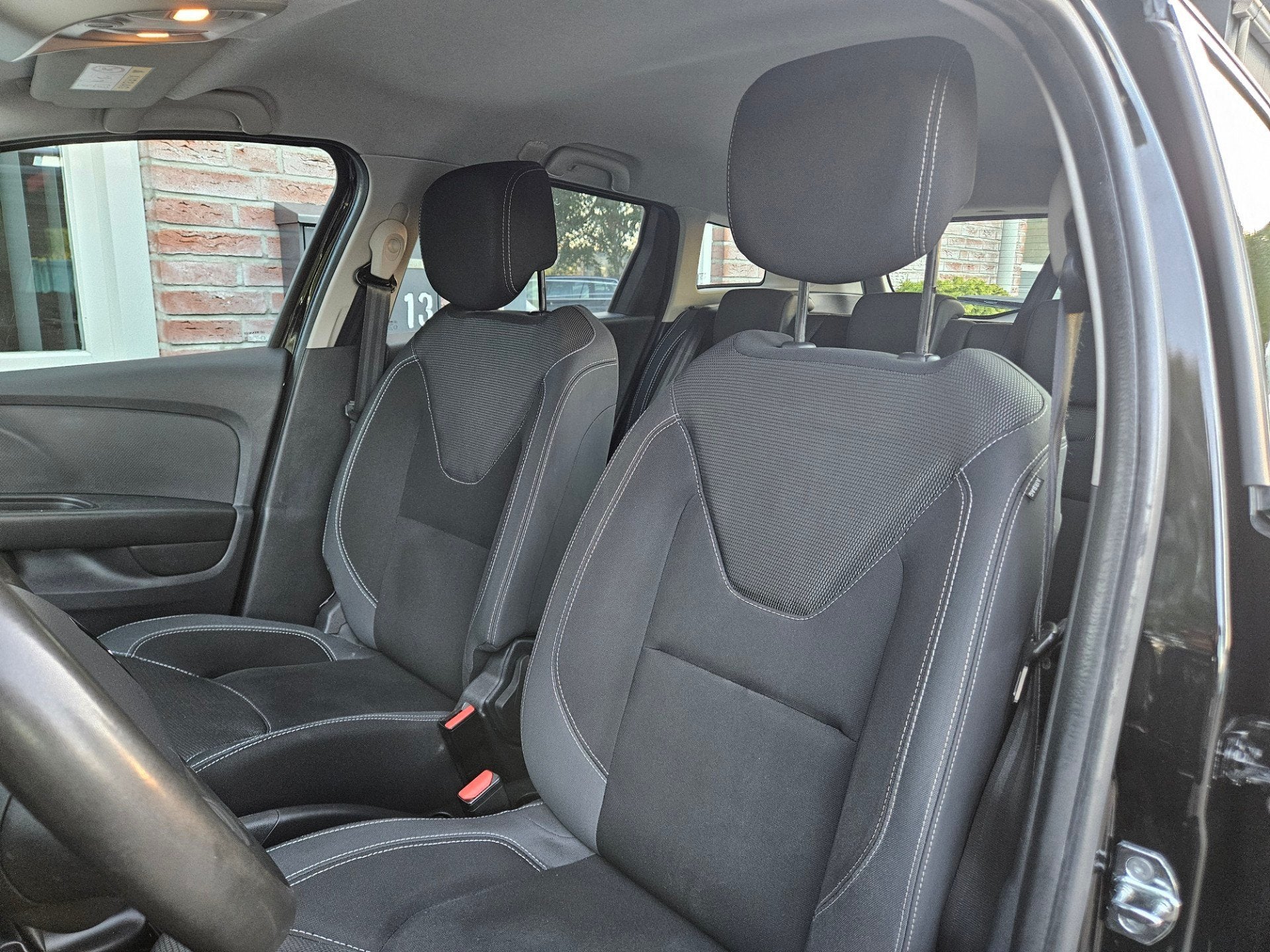 Renault Clio Estate 0.9 TCe Limited Trekhaak! Airco! Cruise, Auto's, 898 cc, 1063 kg, Gebruikt, Euro 6