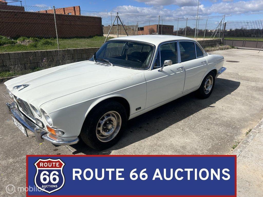 Jaguar XJ6 | 1972 | Route 66 Auctions, Auto's, Oldtimers, Overige carrosserieën, Zwart, Bedrijf, Handgeschakeld